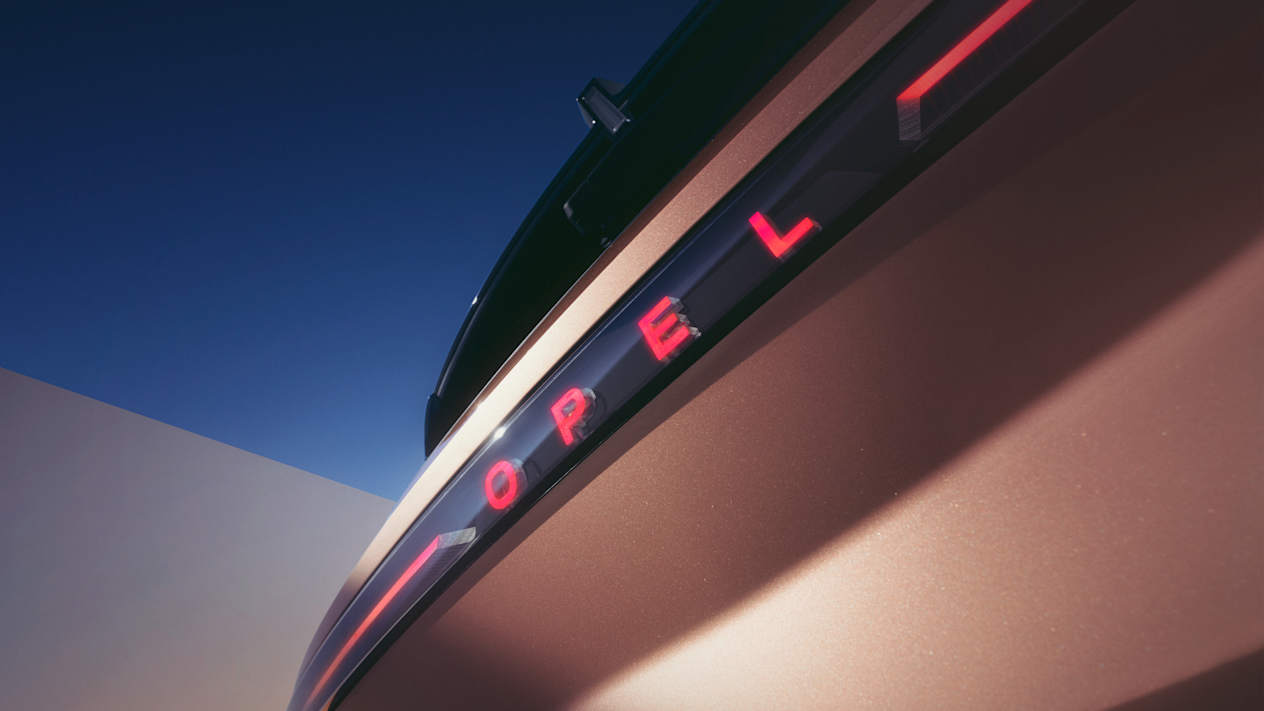 Opel Grandland 2024 : détail hayon du coffre