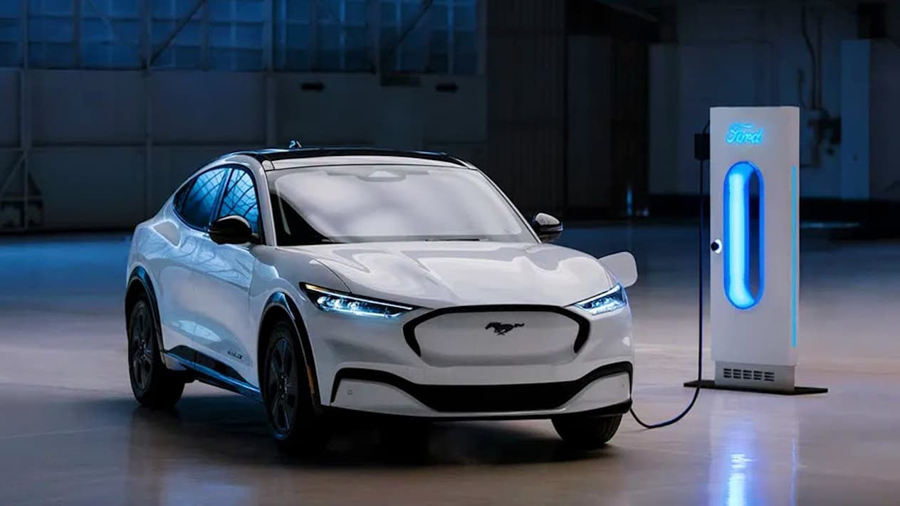 Image of Mach-E on charge