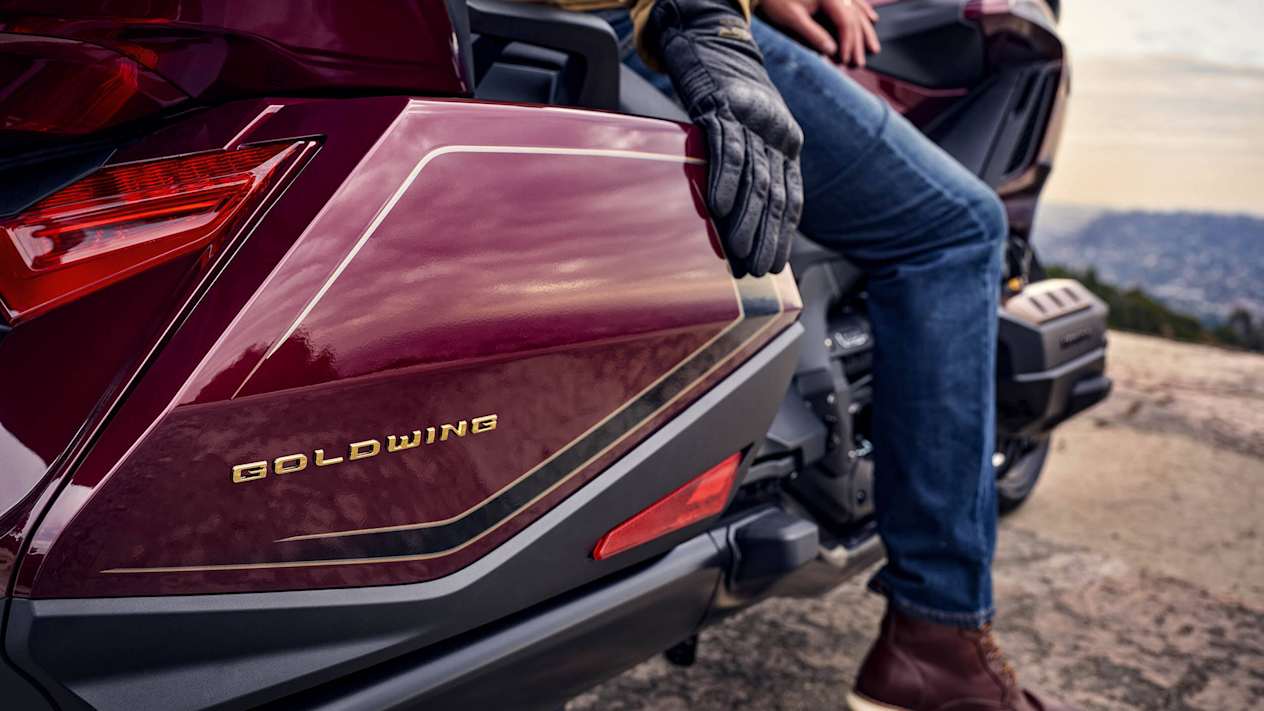 HONDA GOLD WING 50e anniversaire logo