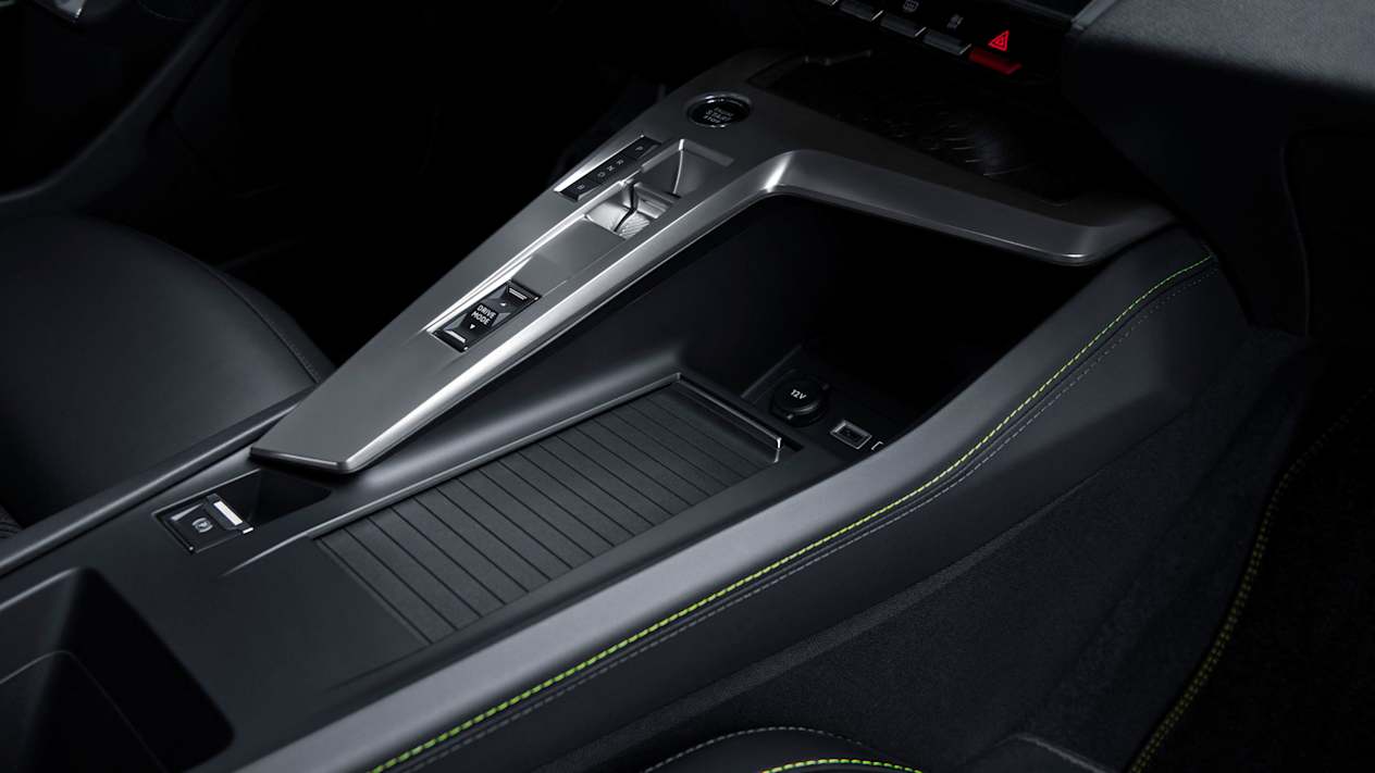 Peugeot 308 2021 : détail console centrale