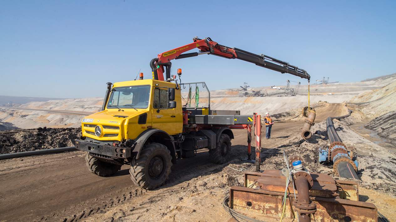 Mercedes Unimog travaux