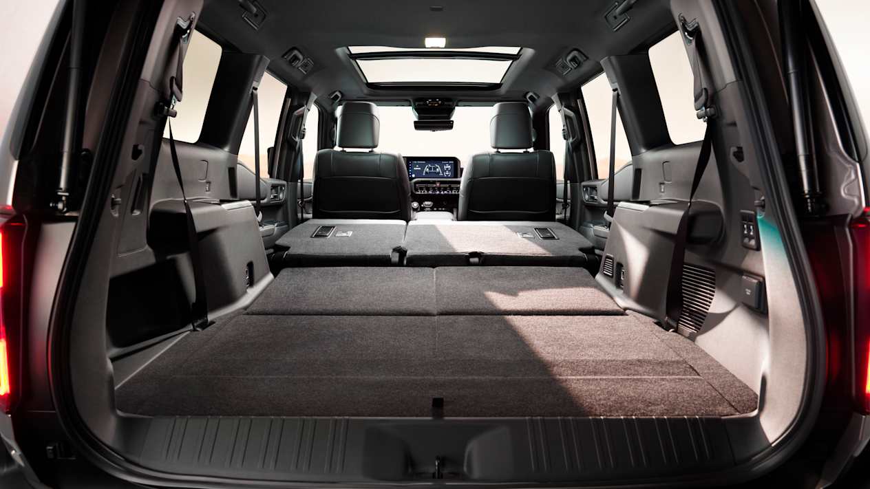 Toyota Land Cruiser 2024 : coffre