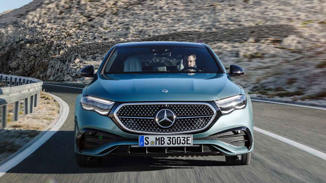 Mercedes Classe E 2023 calandre 1