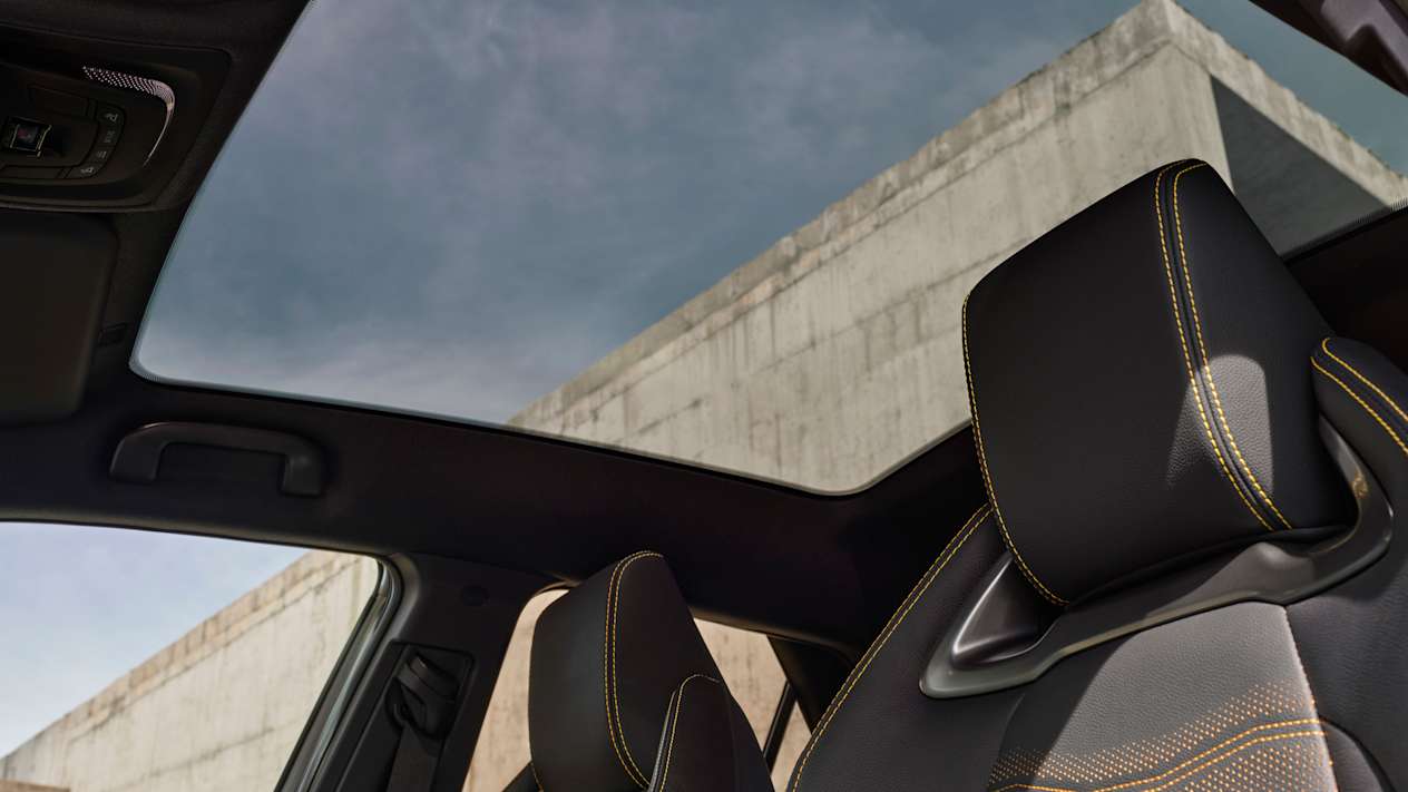 Toyota CHR 2023 : toit vitré