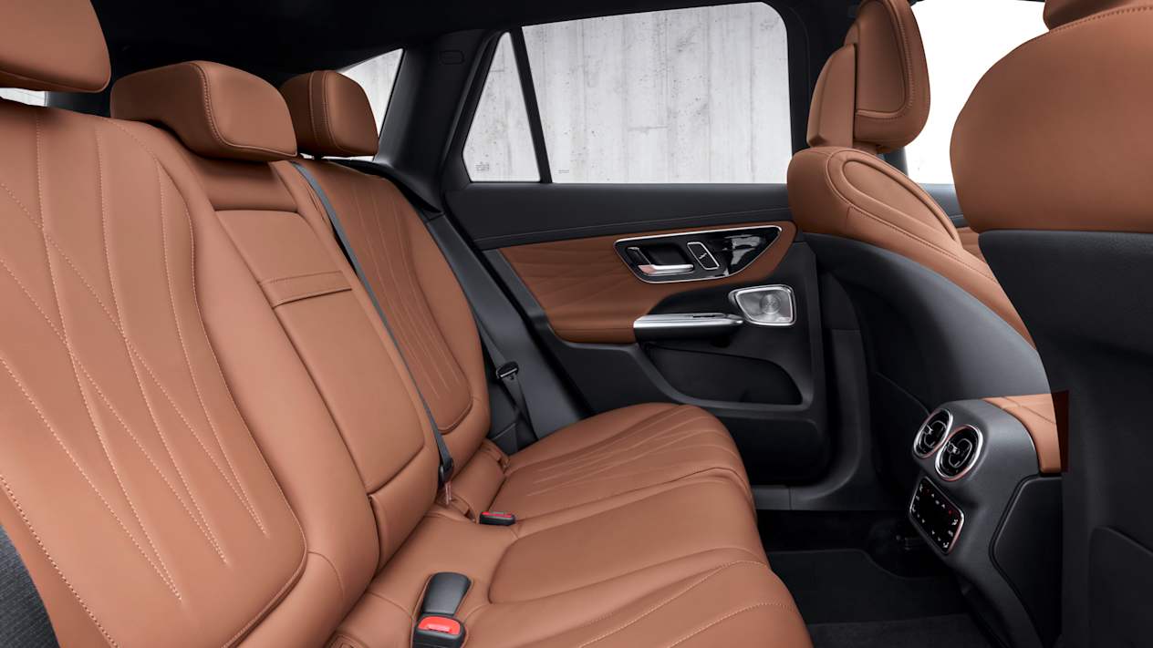 Mercedes-Benz GLC 2022 Avantgarde : intérieur et sièges arrière