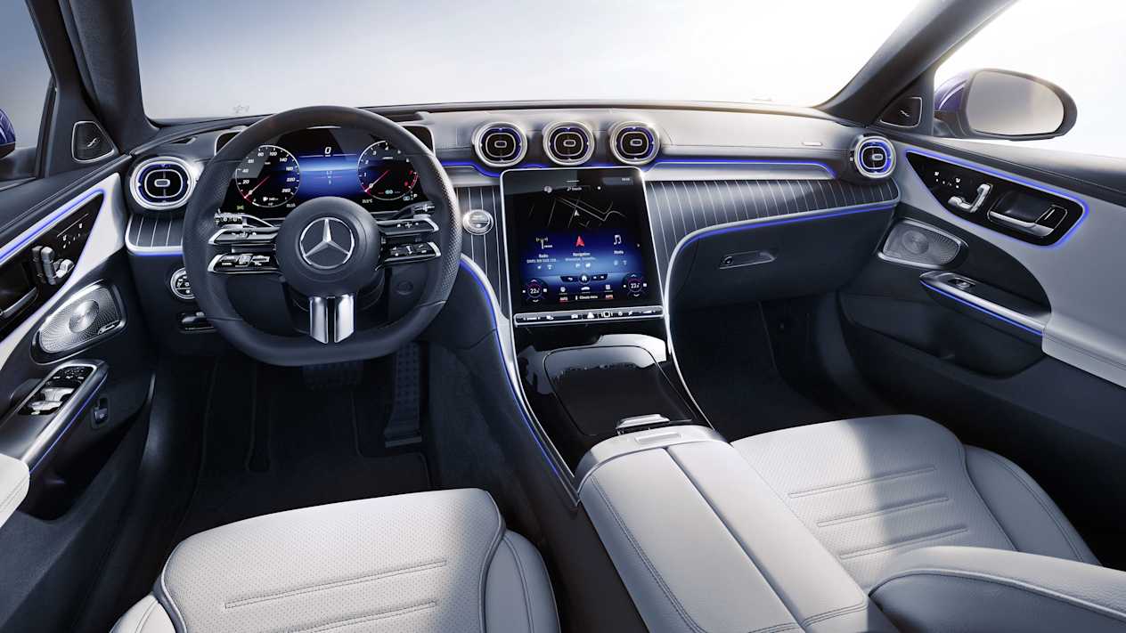 Nouvelle Mercedes-Benz Classe C (2021) : habitacle blanc