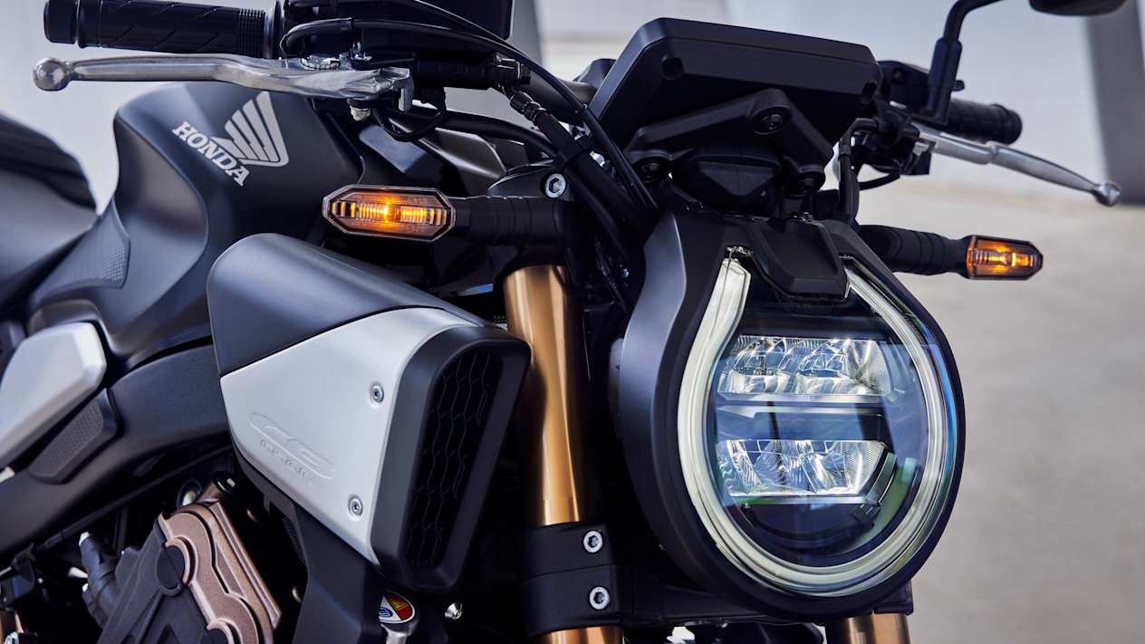 Honda CB650R 2024 : détail phare
