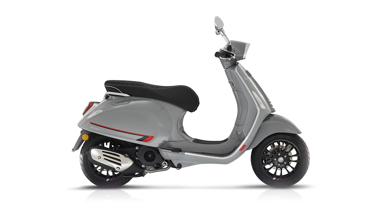 Vespa Sprint gris vue profil
