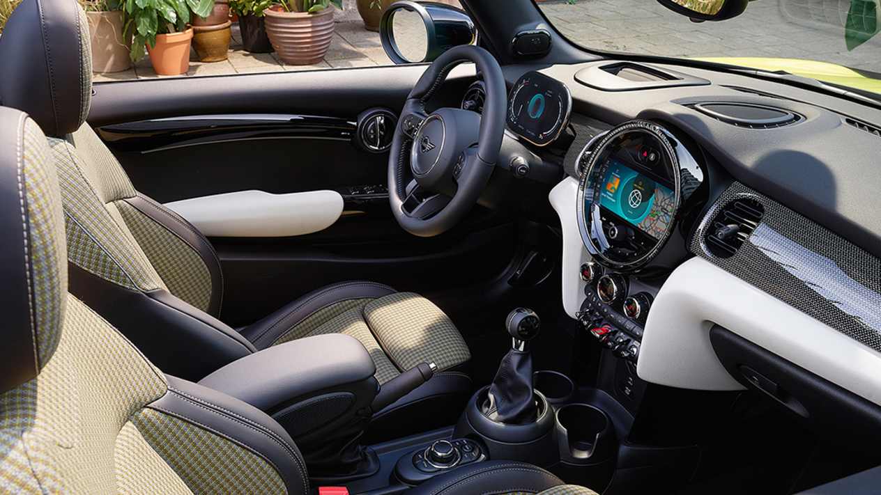 MINI Convertible Interior 