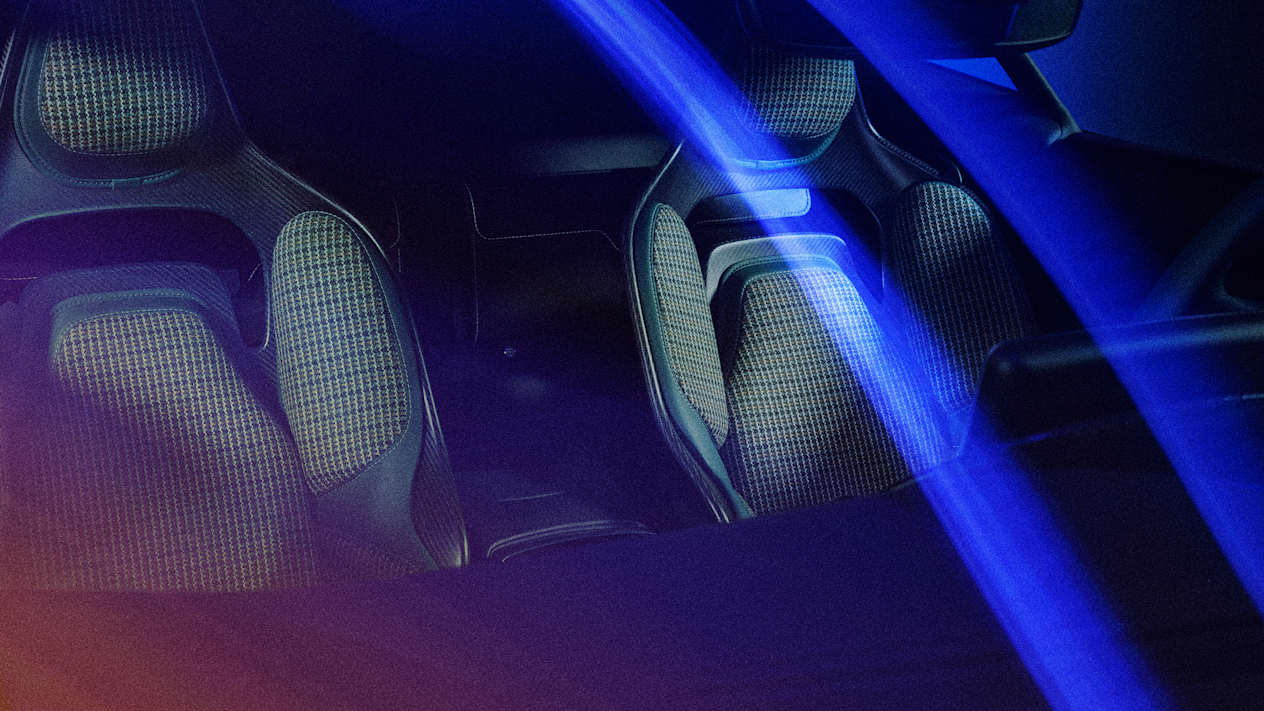 Aston Martin Valour sièges