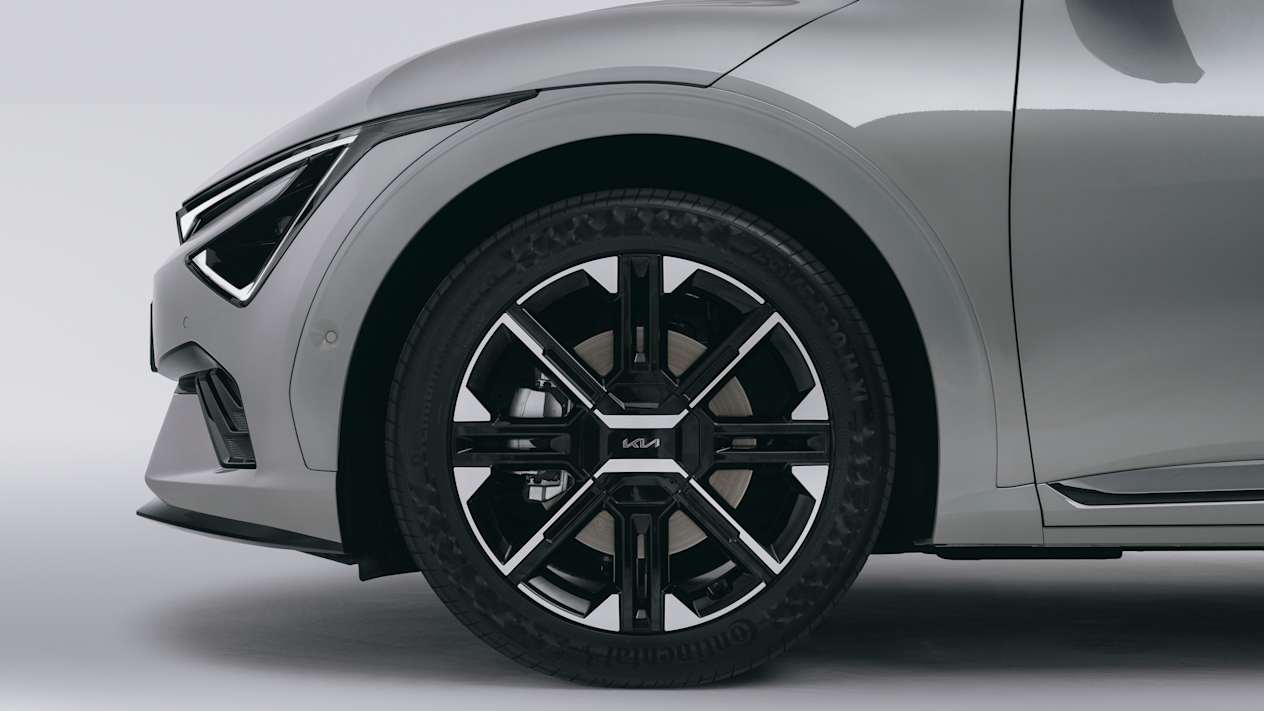 Kia EV6 Enhanced version tires