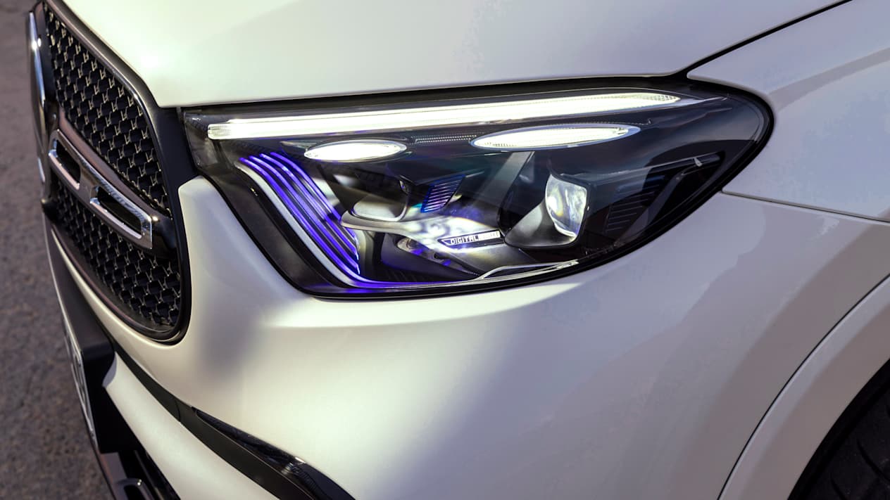 Mercedes-Benz GLC 2022 : détail phare Digital Light
