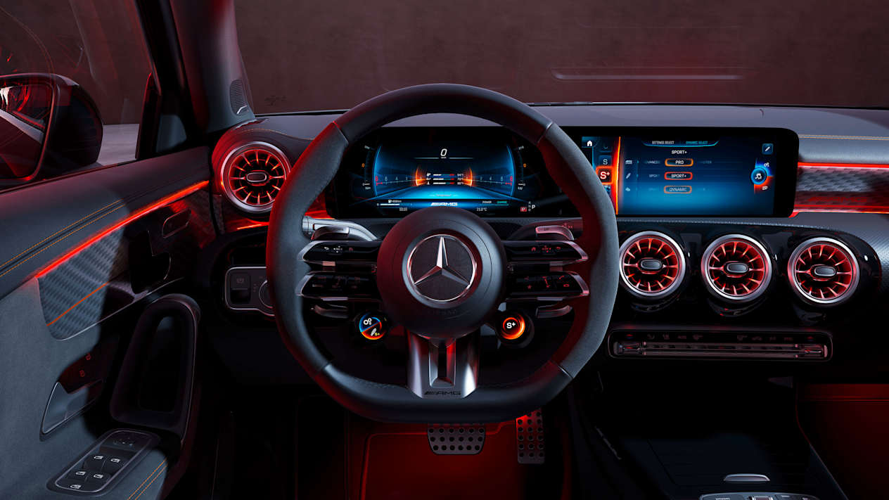 Classe A Mercedes-AMG A 45 S 2023 : volant