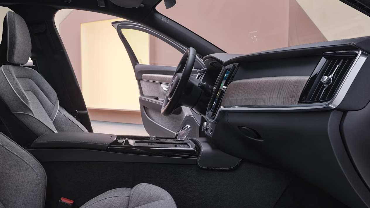 Volvo V90 Interior 