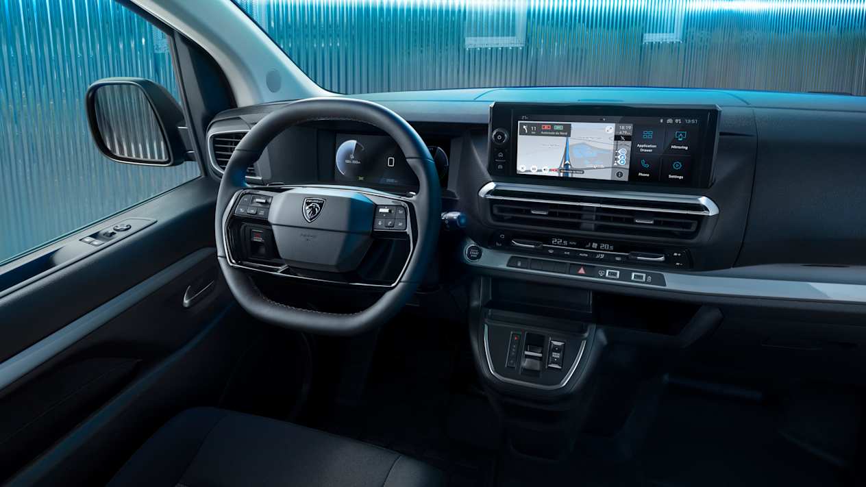 Peugeot Expert 2024 : intérieur et écran tactile
