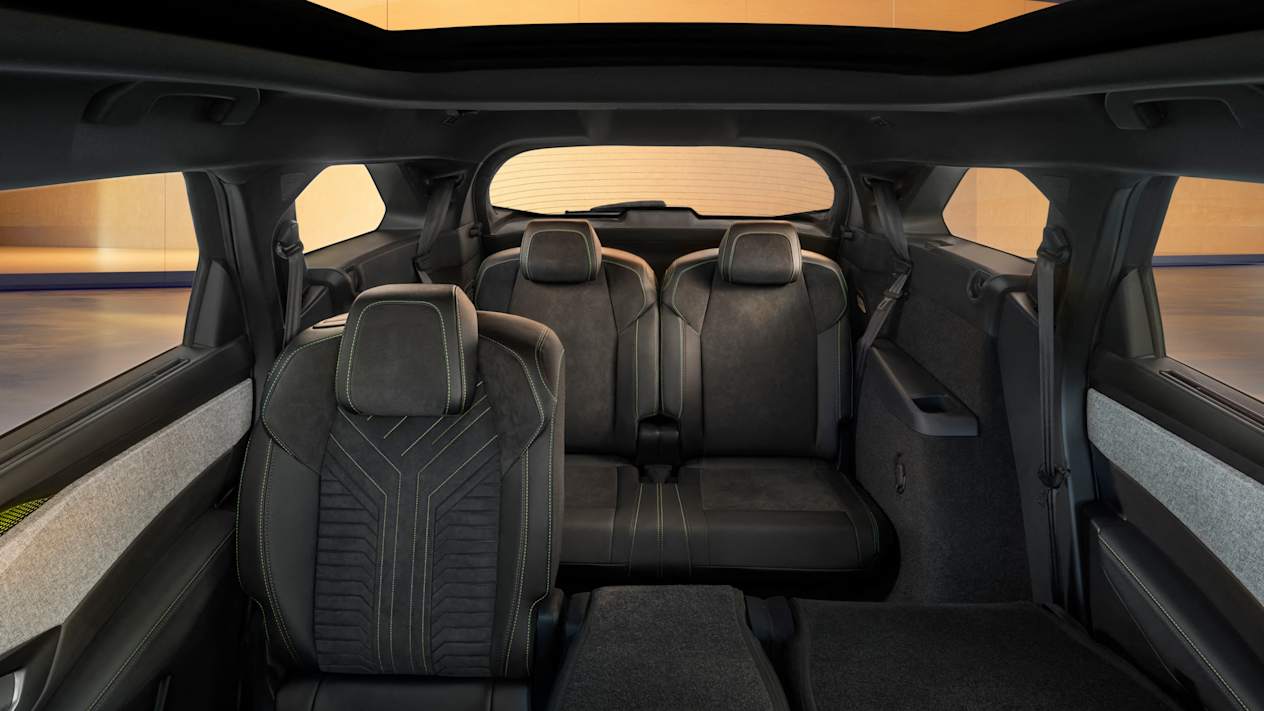 Peugeot 5008 2024 : sièges rabattables indépendamment