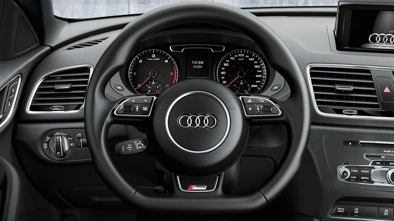 Audi Q3 Steering Wheel in black