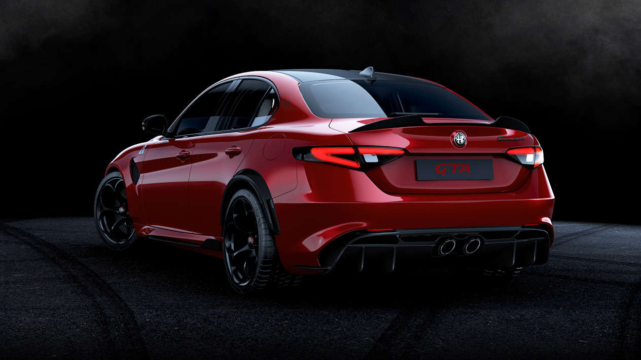 Trois quart arrière Alfa Romeo GTA