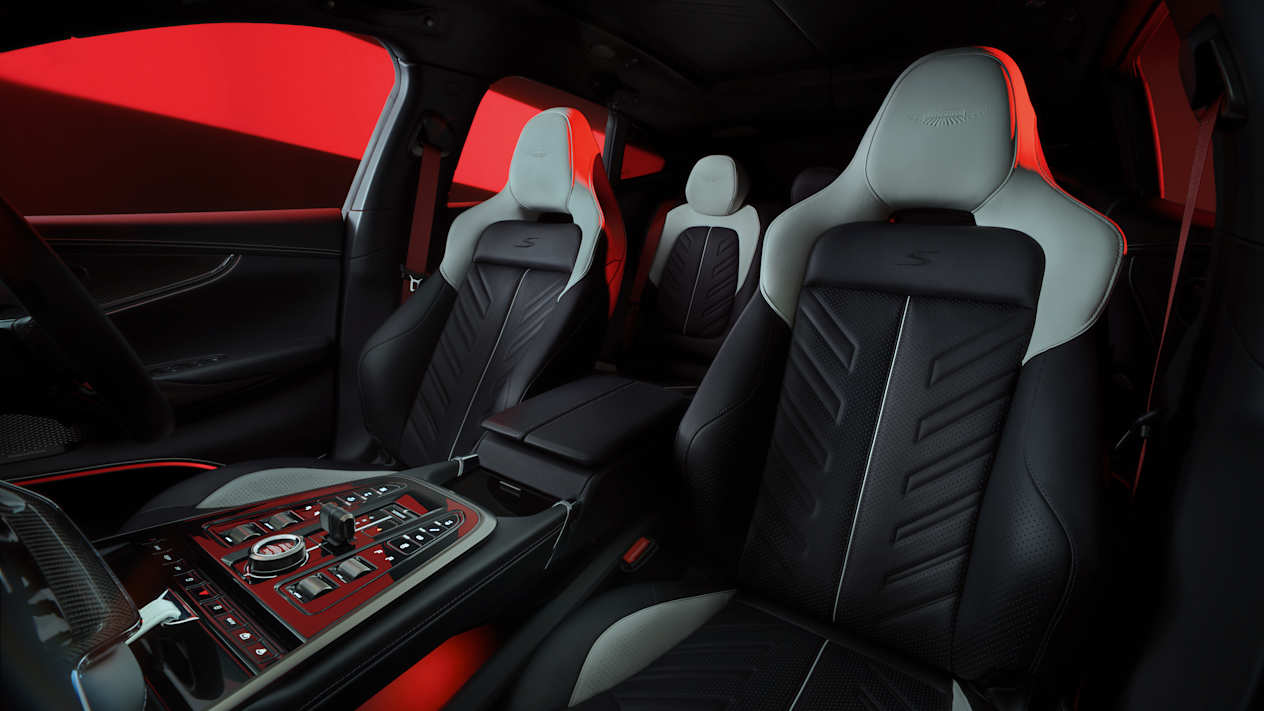 Aston martin DBX S : habitacle