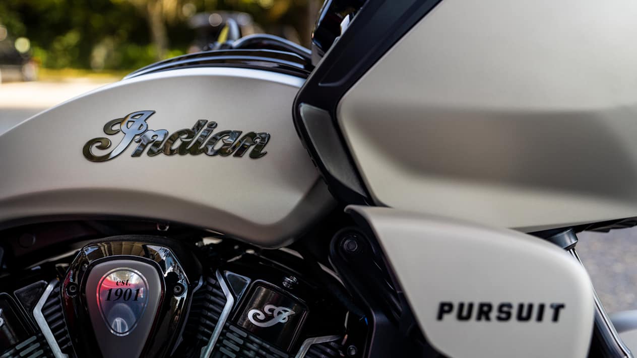 Indian Pursuit Dark Horse réservoir