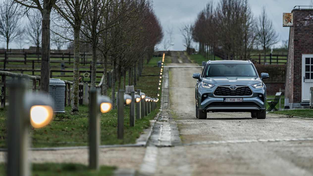 Toyota Highlander face avant