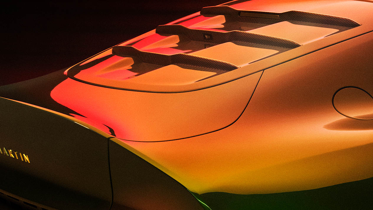Aston Martin Valour aileron