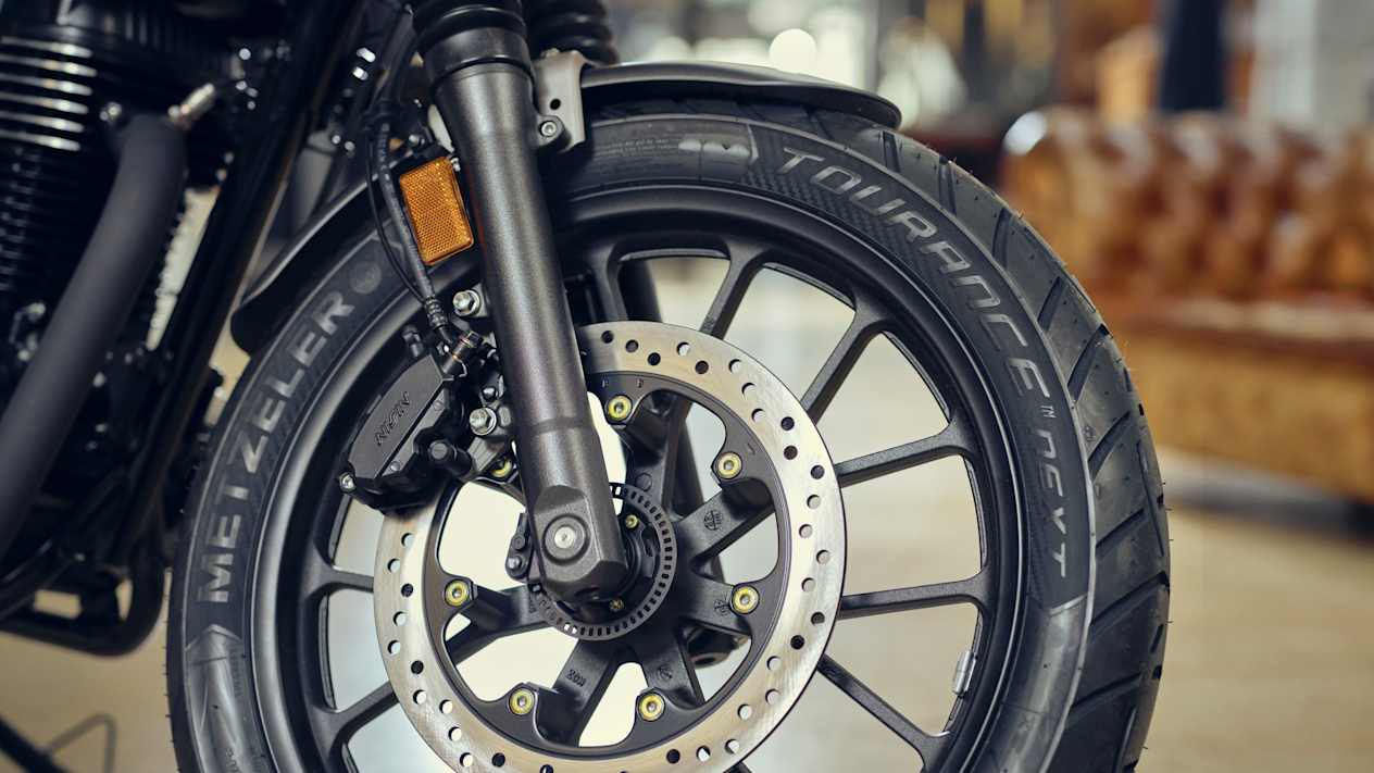 Honda GB350S : roues