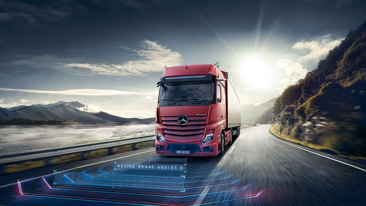 Mercedes-Benz Actros - Active Brake Assist 5