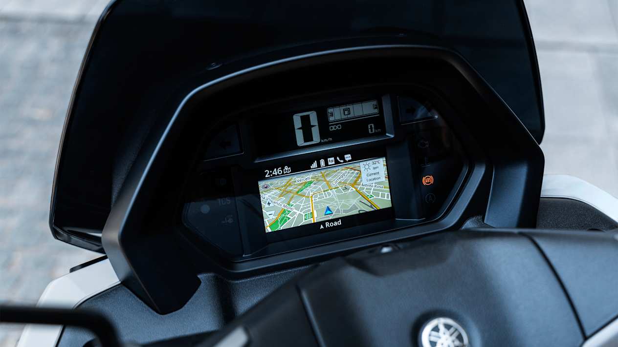Yamaha NMAX 125 Tech Max 2025 : détail écran lcd