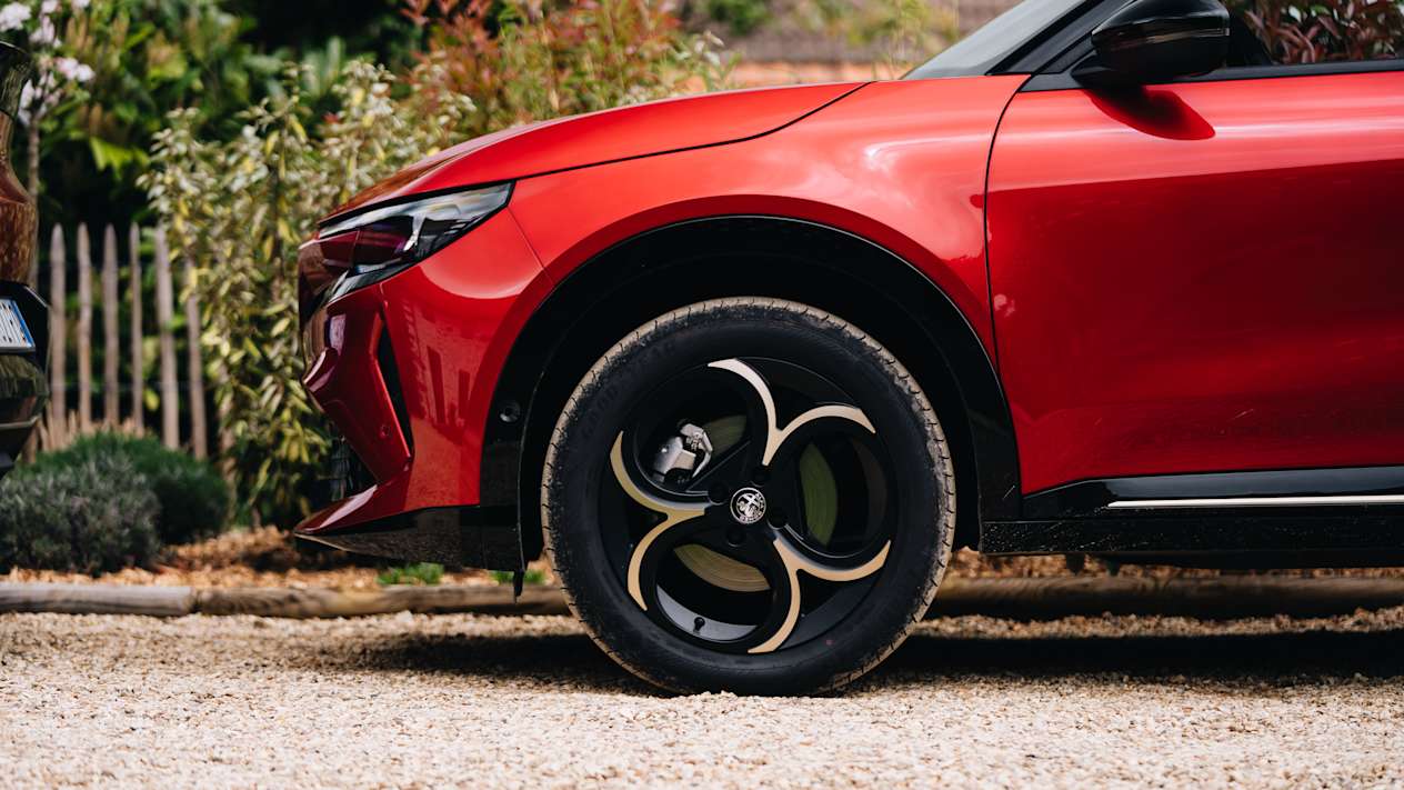 Alfa Romeo Junior Intensa jantes