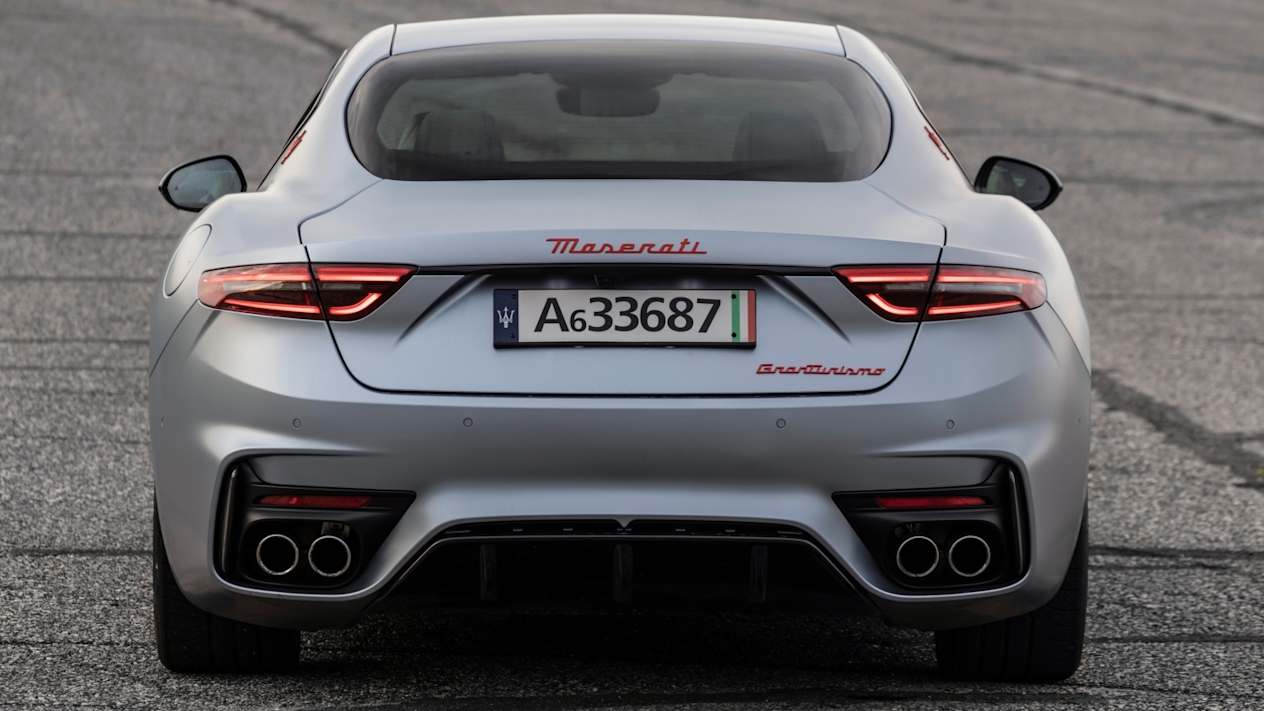 Maserati GranTurismo face arriere