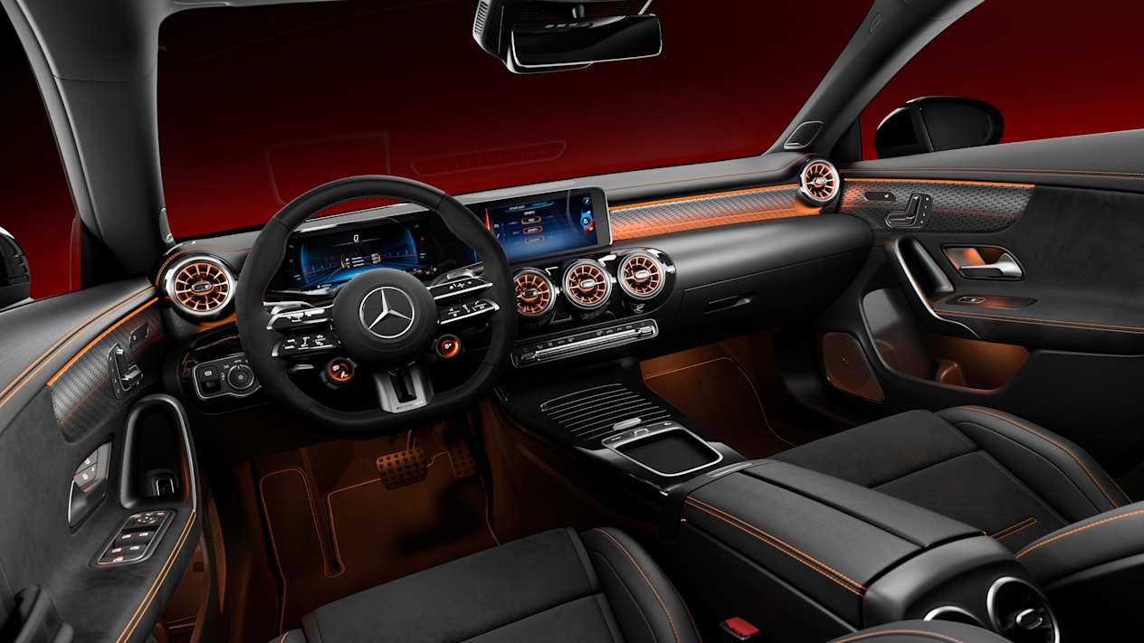 Mercedes CLA 2023 AMG intérieur