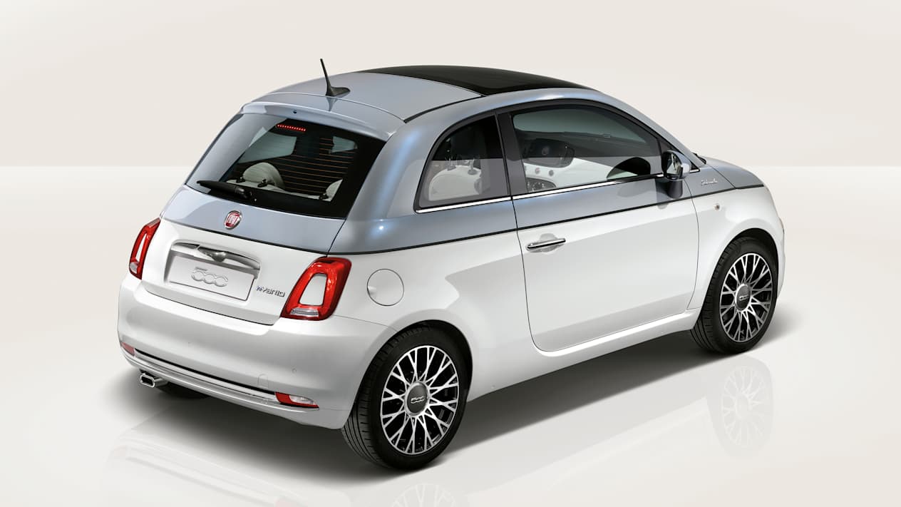 Fiat 500 Hybrid Dolce Vita arrière