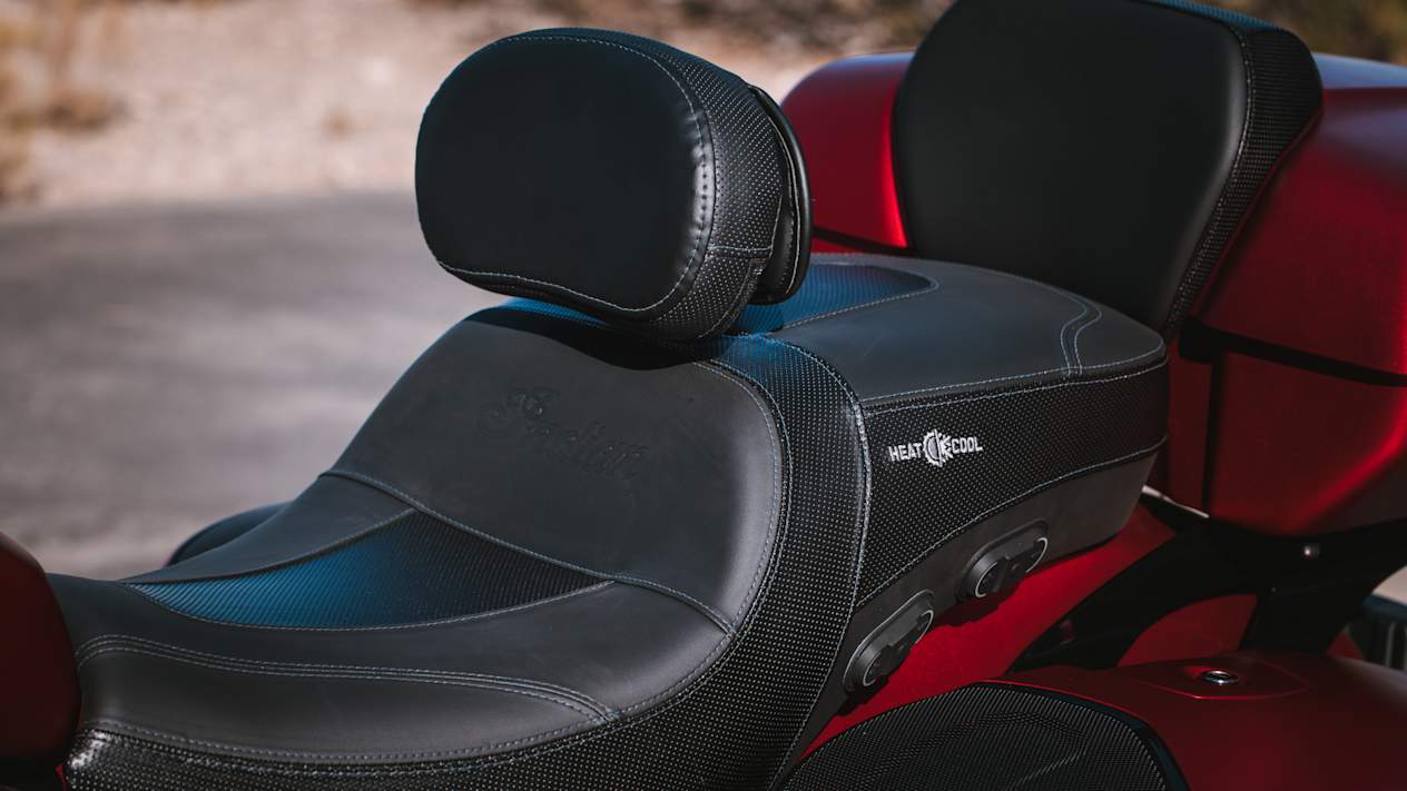 Indian Chieftain Powerplus Dark Horse 2025 : accessoires dosserets