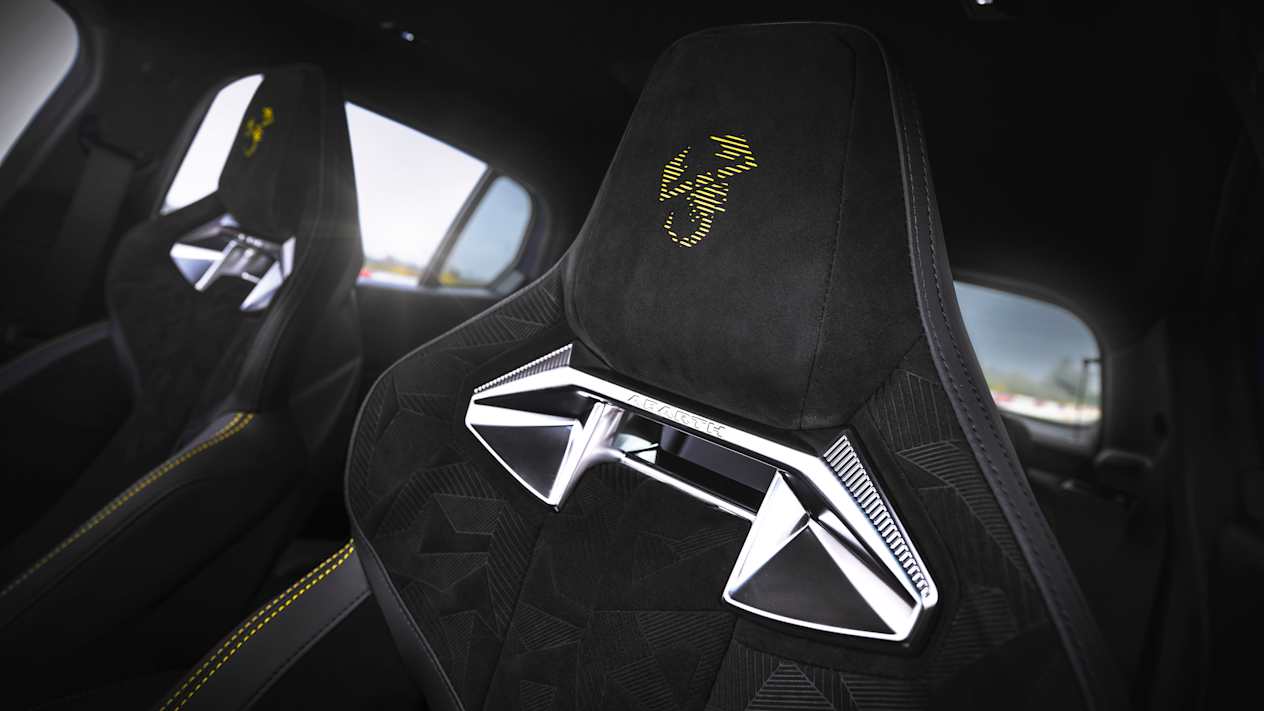 Abarth 600e Scorpionissima 2025
