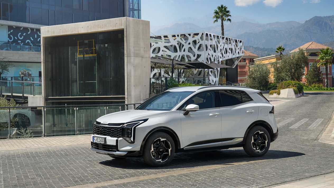 New Kia Sportage unveiled white