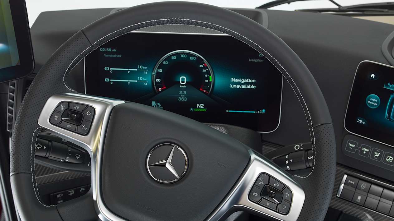 Mercedes-Benz Arocs volant