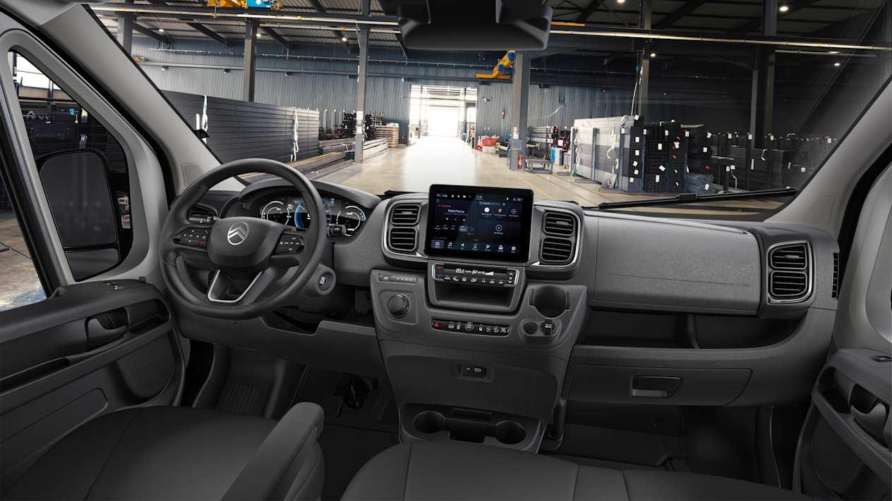 Citroën Jumper 2024 : intérieur et planche de bord