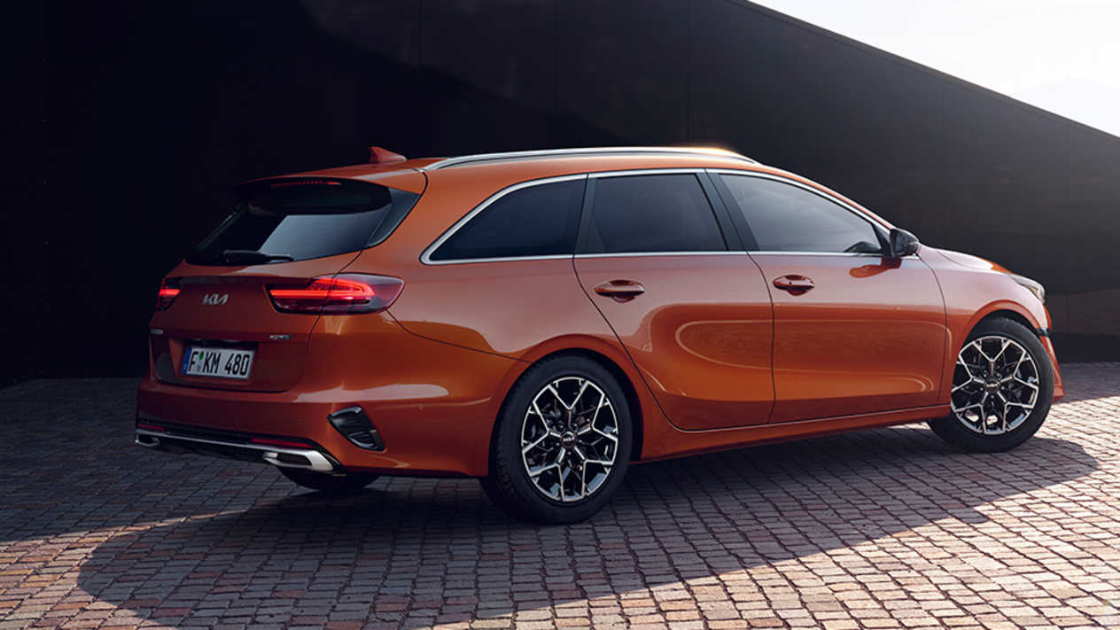 Kia Ceed SW 2021 : trois quarts arrière