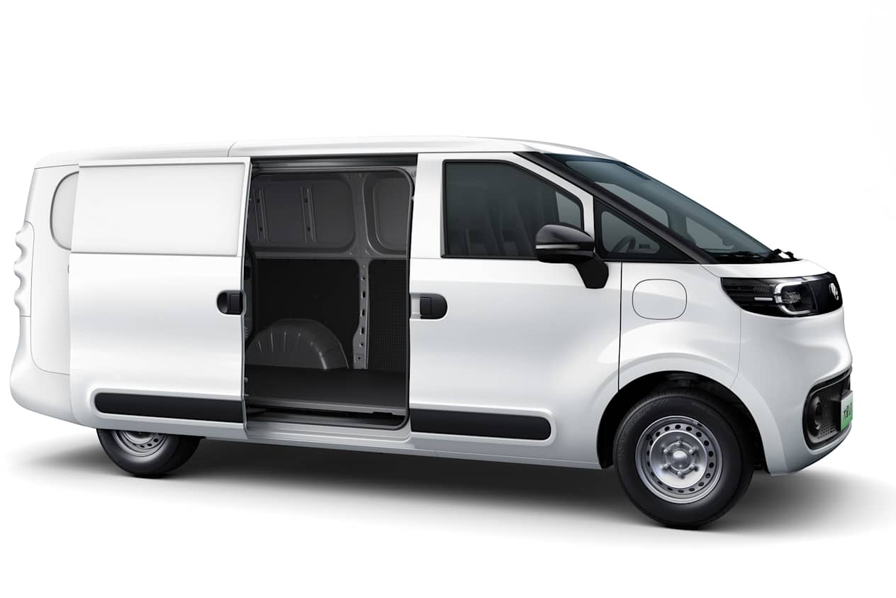 Maxus eDELIVER 5 slide door