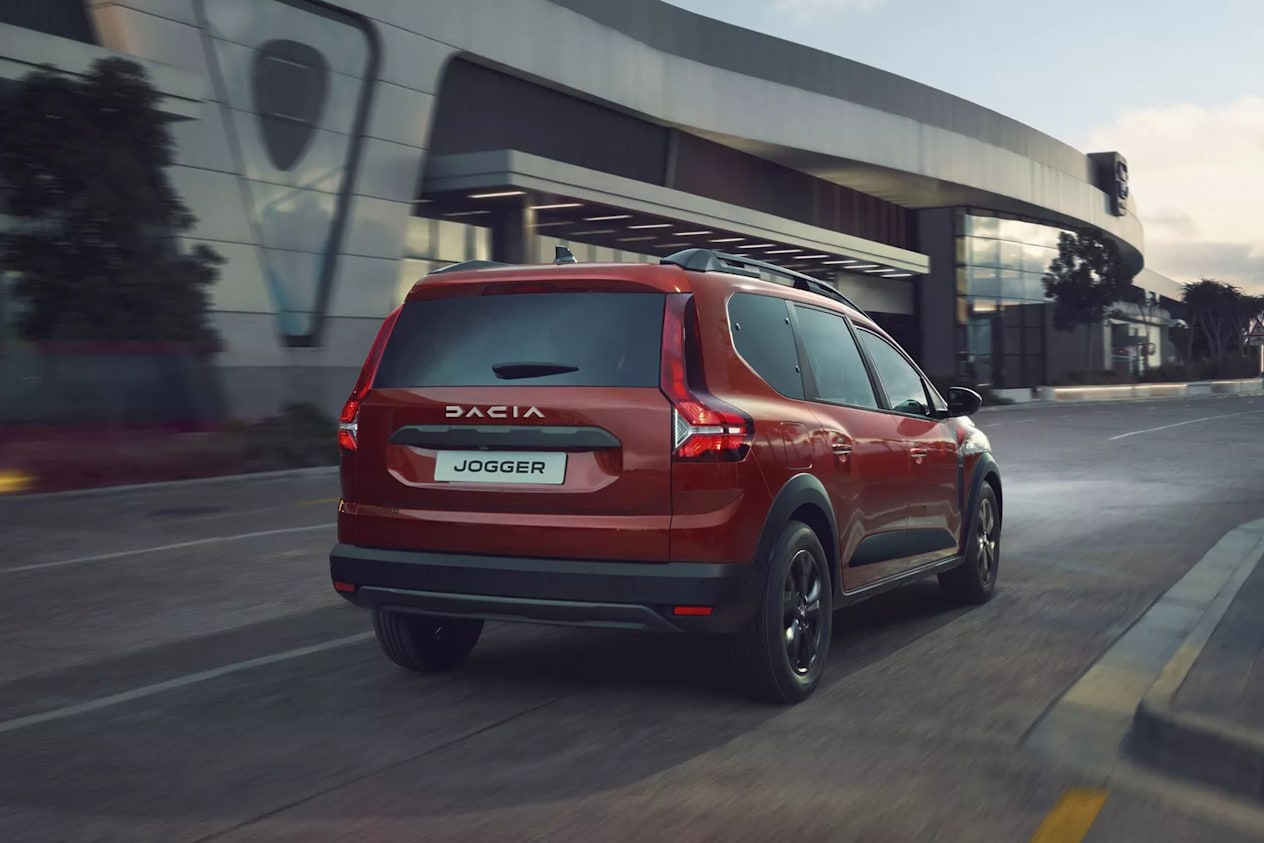 Jogger Hybrid Rear Exterior