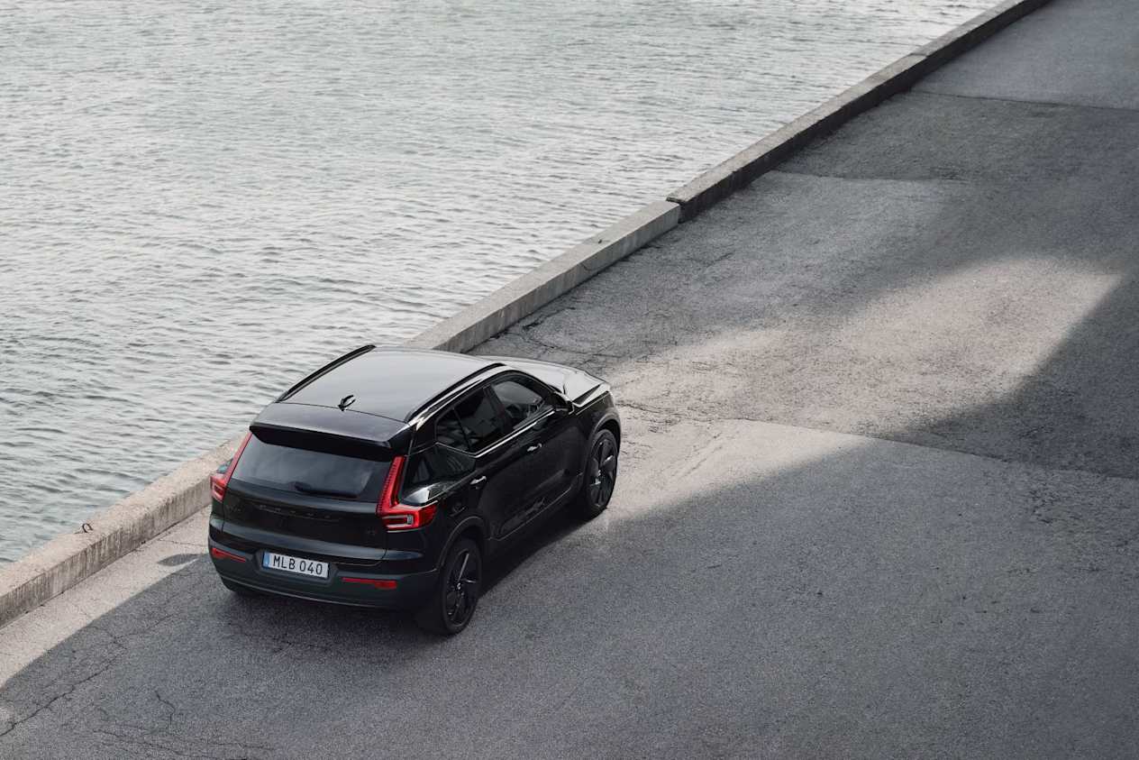 Volvo XC40 Black Edition Special Offer