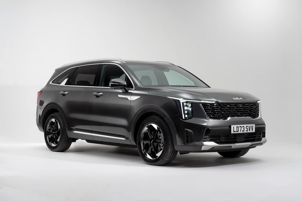 New Kia Sorento Revealed Shelly Motors