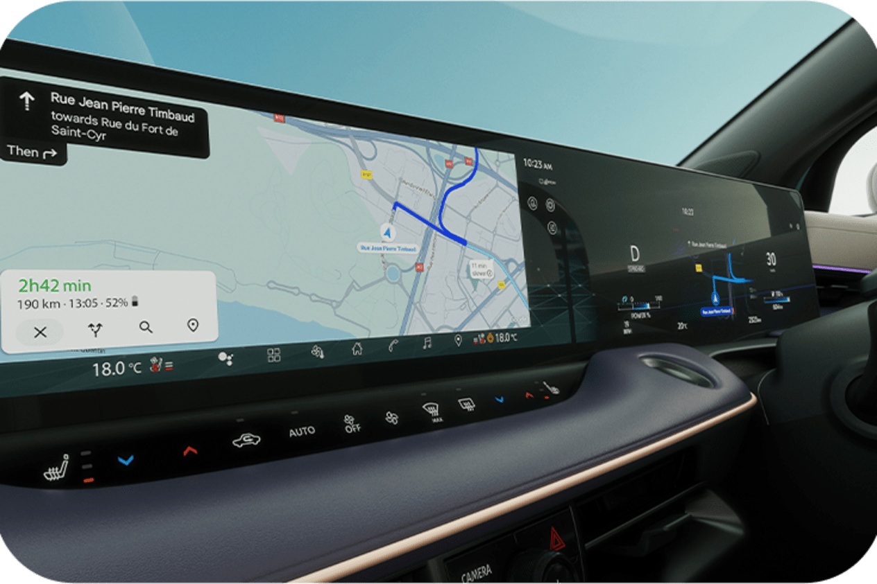All-New Nissan LEAF Dual 14.3"  Displays