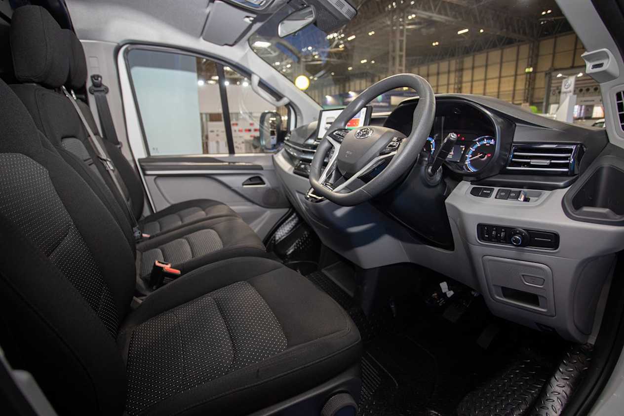 Maxus eDELIVER 7 interior