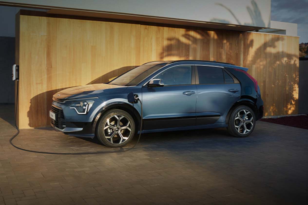 Kia Niro plug-in hybrid thumb