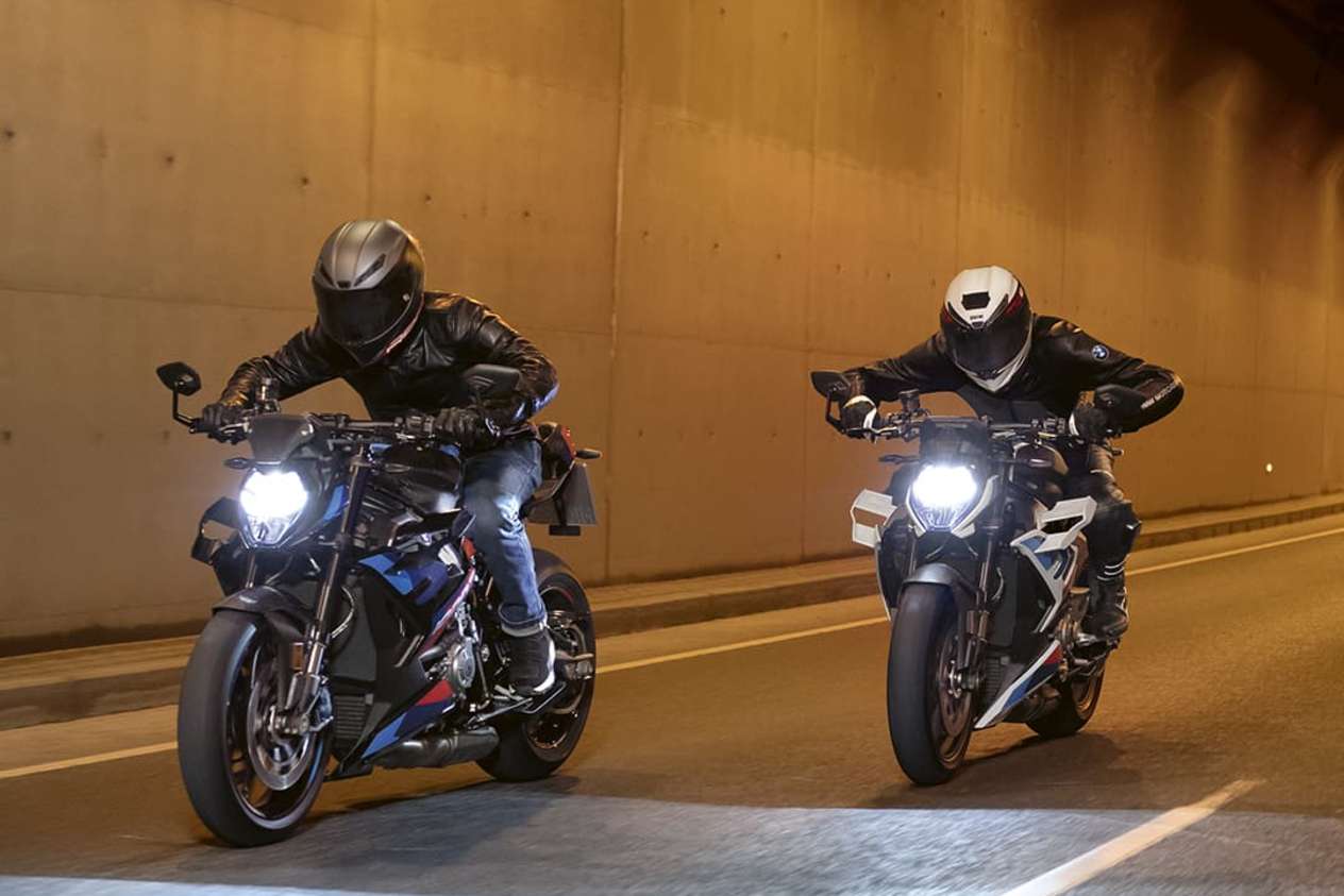 M 1000 R