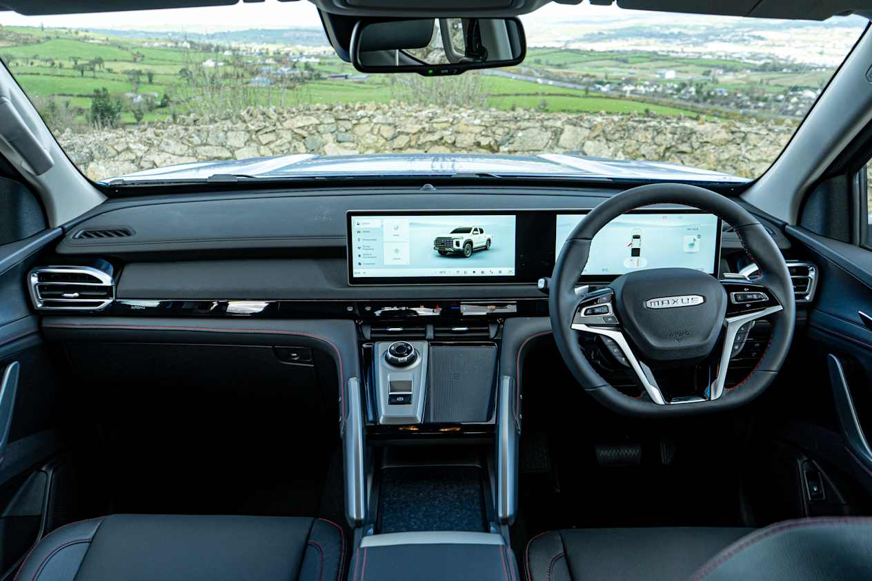 Maxus T60 Max Centre Console