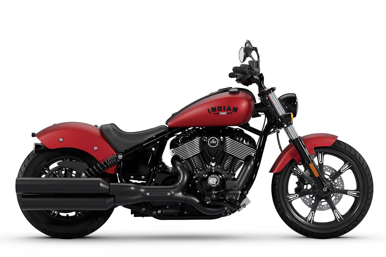 Indian Chief Dark Horse 2025 Sunset Red Smoke : profil