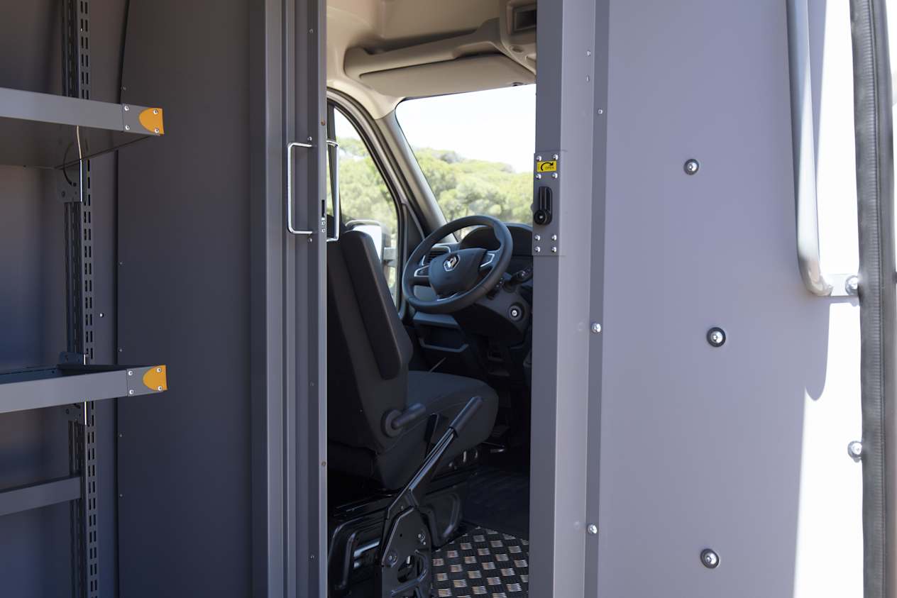 Renault Master Box Van 